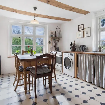 Pommernhuus An De Kark Holiday home Suederholz
