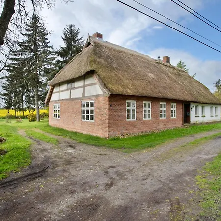 Pommernhuus An De Kark * Suederholz